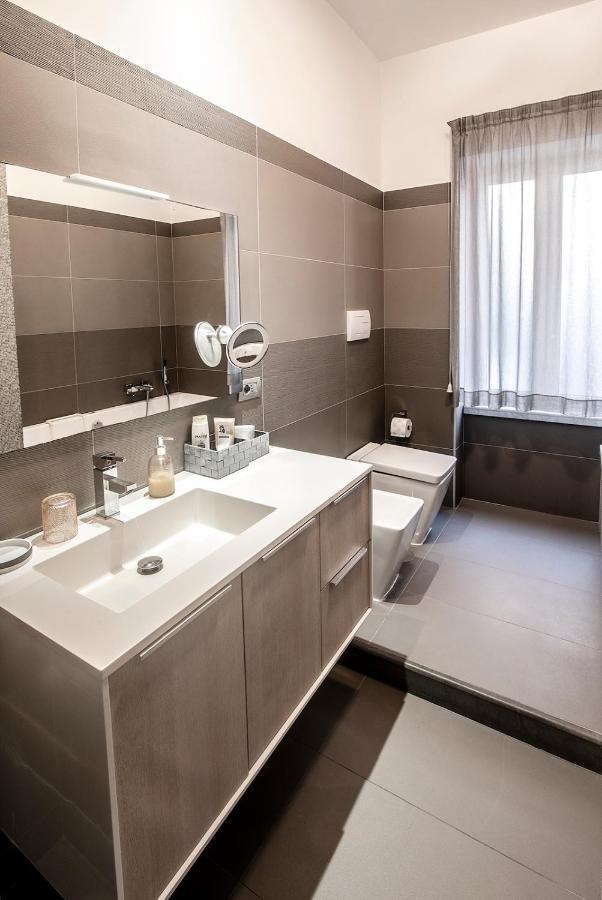 Carelli House La Nespola Apartment Napoli Bagian luar foto